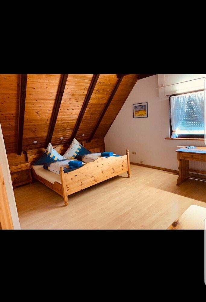 Hotel G�stehaus Am Steingarten