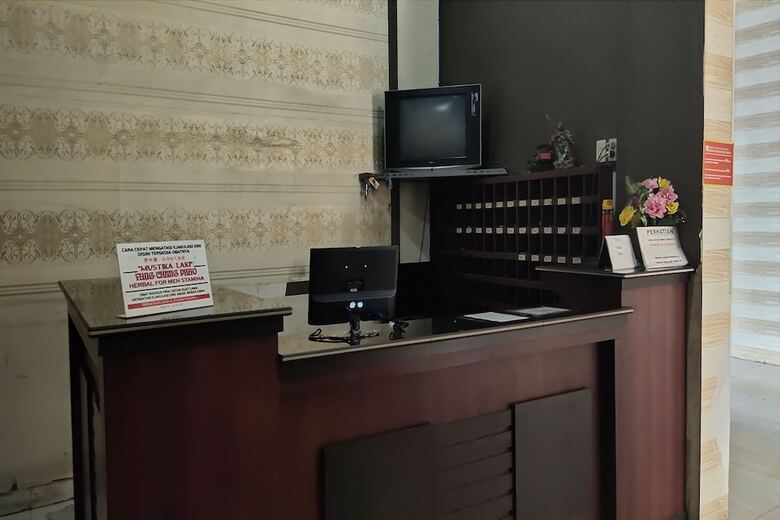 Hotel Oyo 1955 Wisma Sunshine