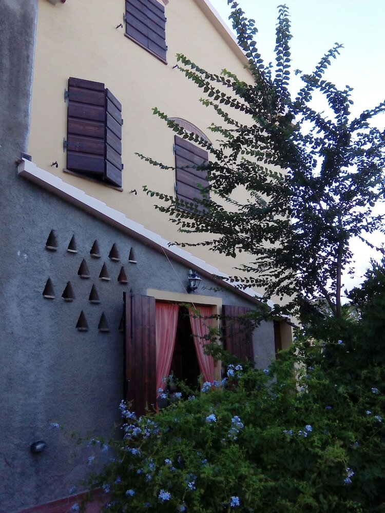Agroturismo Carlo's Country House
