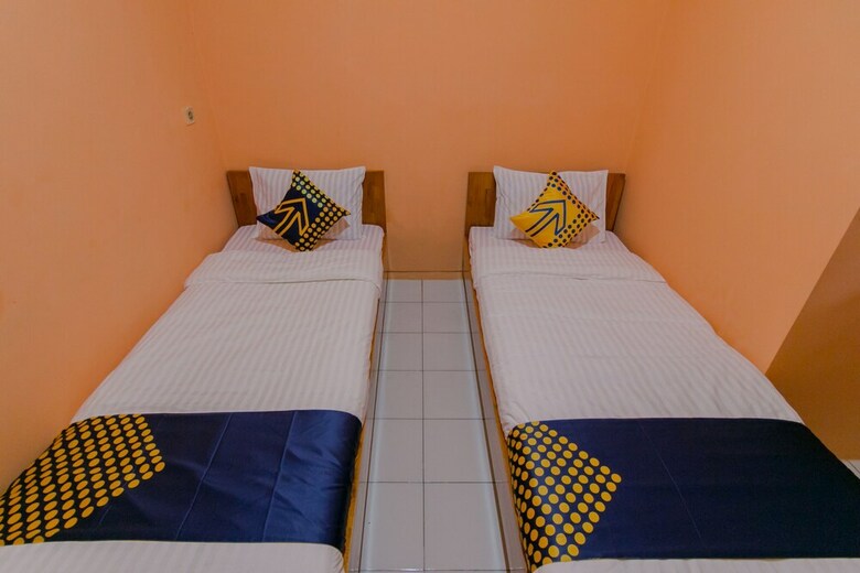 Hotel Spot On 1899 Berkah Homestay