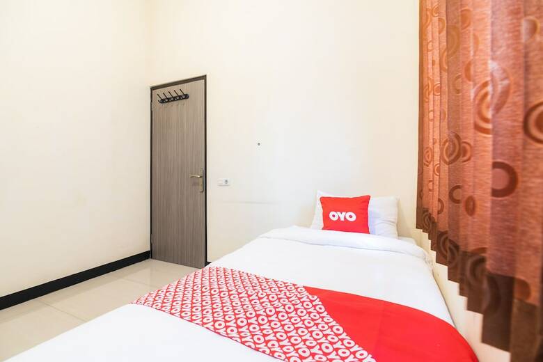 Hotel Oyo 1956 Kana Family Residence