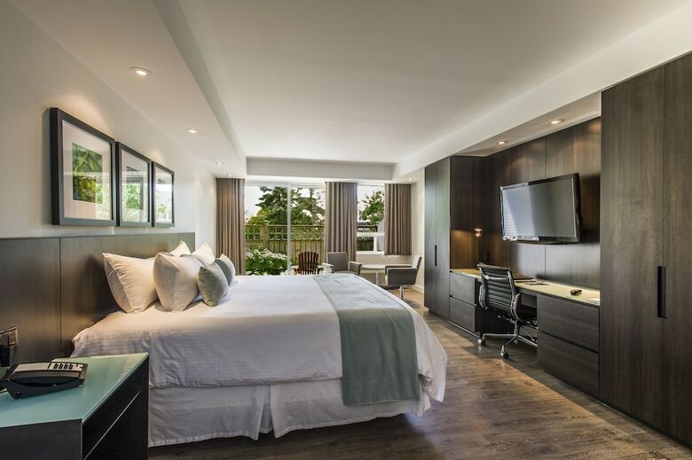 Hotel Taboo Muskoka