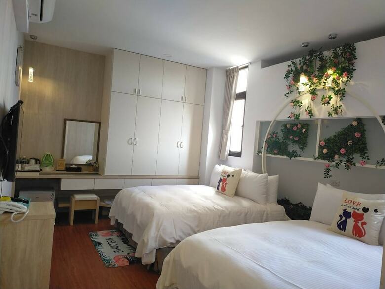 K-1 Hotel