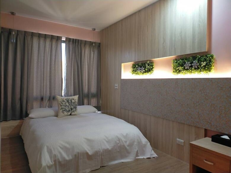 K-1 Hotel