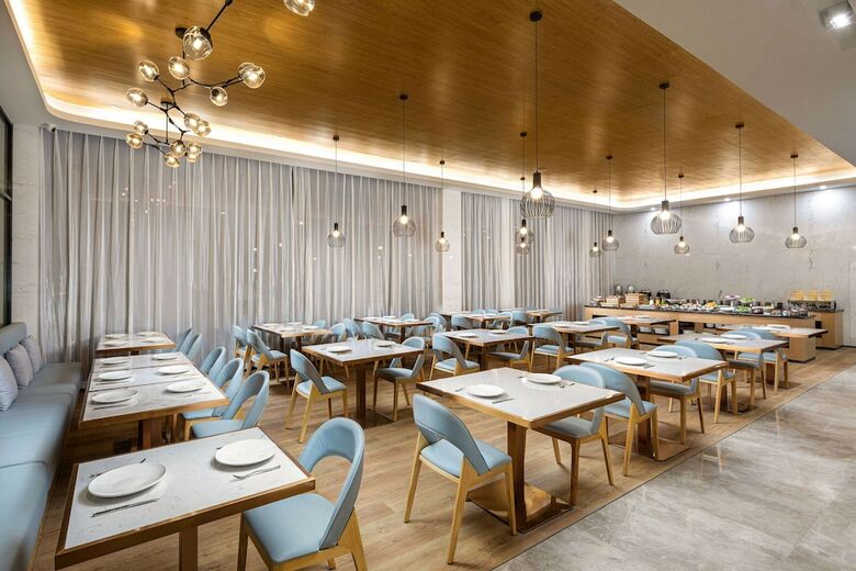 Hotel Microtel By Wyndham Hangzhou
