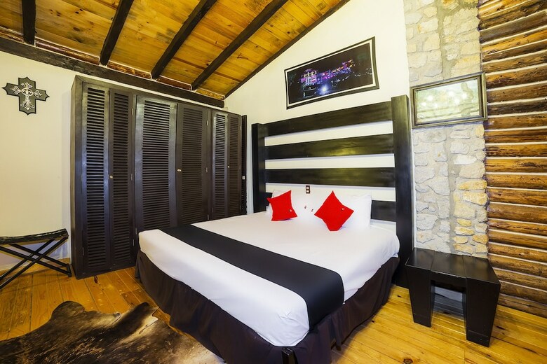 Hotel Capital O Caba�as El Rinc�n
