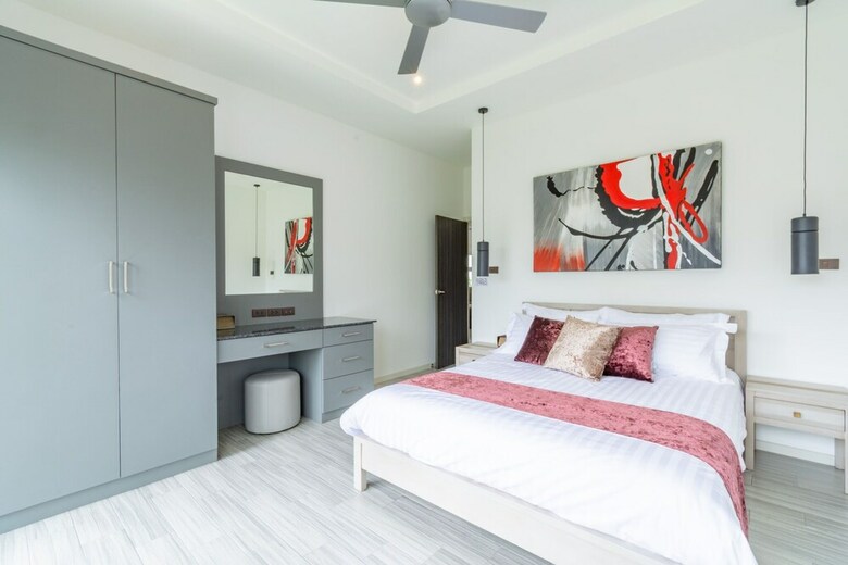 Tropical 3 Bedrooms Pool Villa Mp75