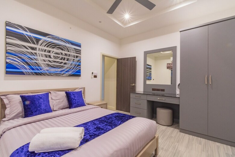 Tropical 3 Bedrooms Pool Villa Mp75