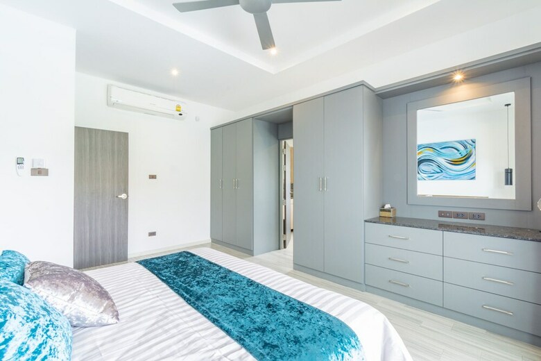 Tropical 3 Bedrooms Pool Villa Mp75