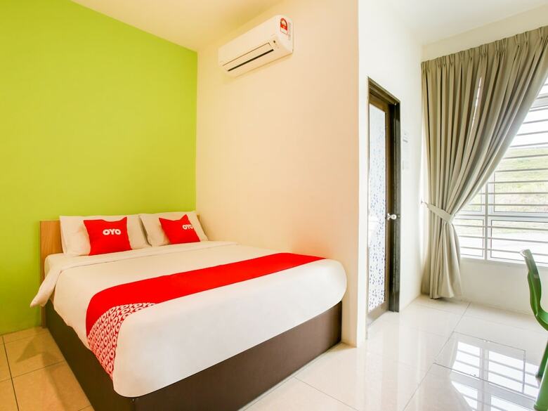 Oyo 89677 Sunflower Hotel
