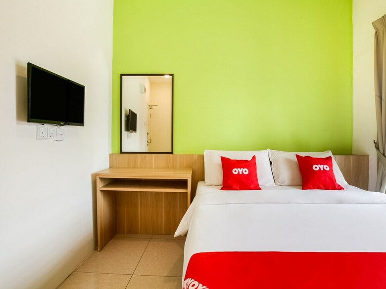 Oyo 89677 Sunflower Hotel