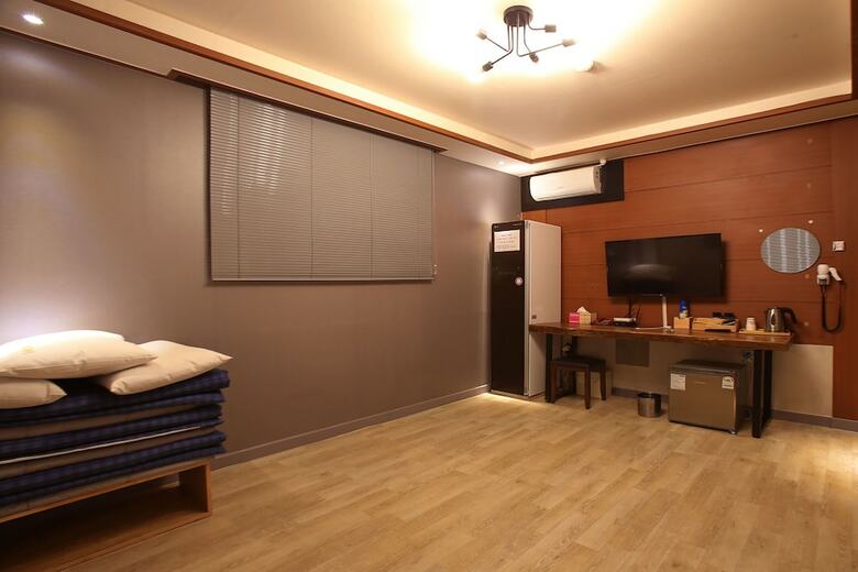 I Hotel&motel
