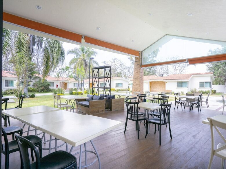 Hotel Collection O Luna Aqua Villas