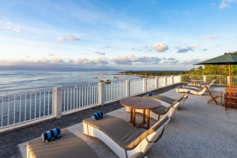 Samuh Ocean Sunset Hotel