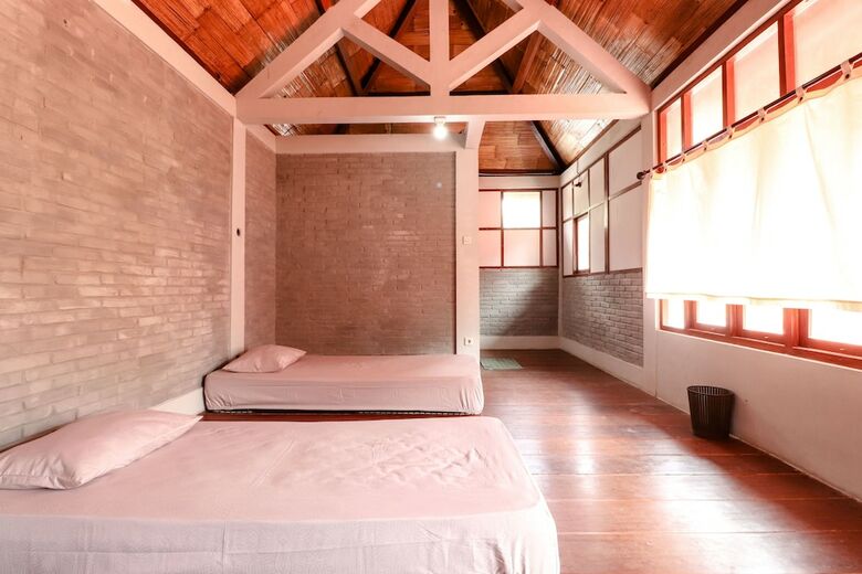 Hotel Saka Homestay