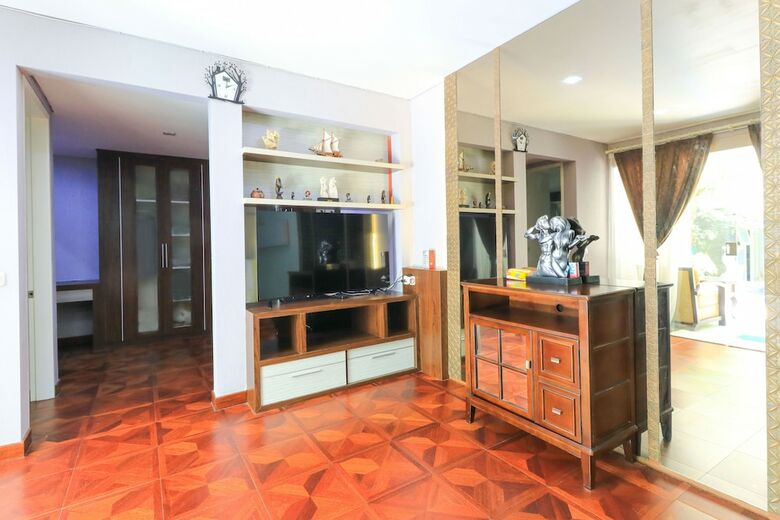 Hotel Kubu Kalih Residence