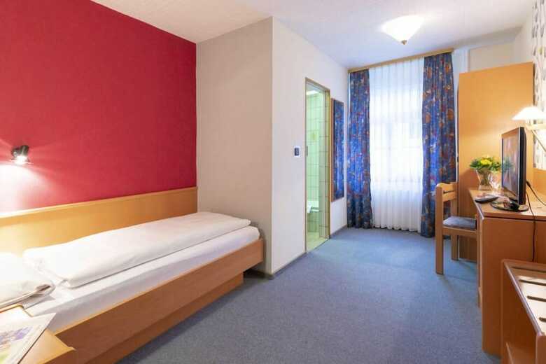 Hotel Caf� Lieb