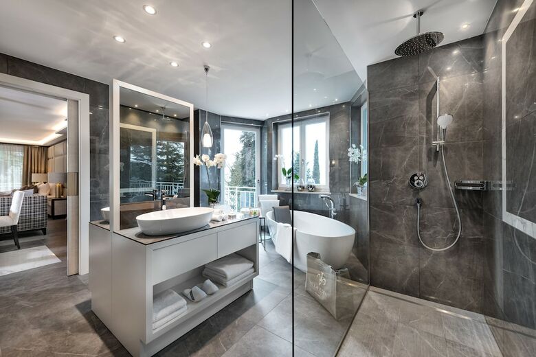 Hotel Villa Eden - The Leading Park Retreat