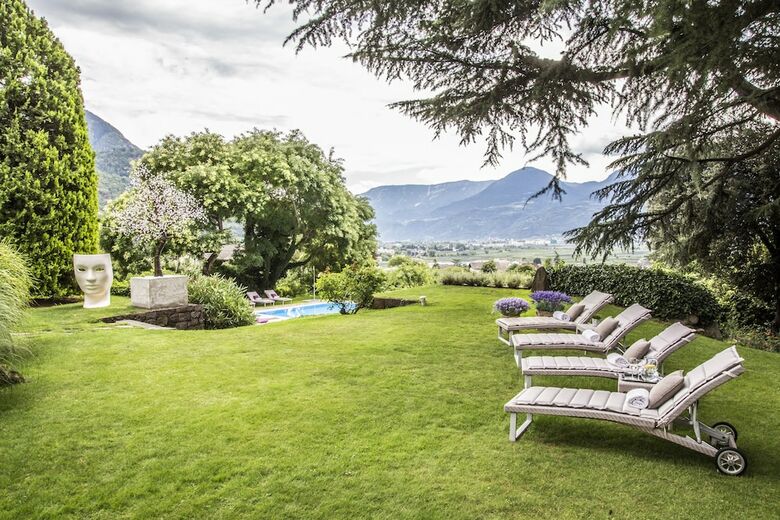 Hotel Villa Eden - The Leading Park Retreat