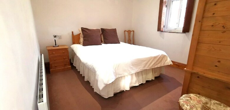 Country School Cottage Close To Harwood