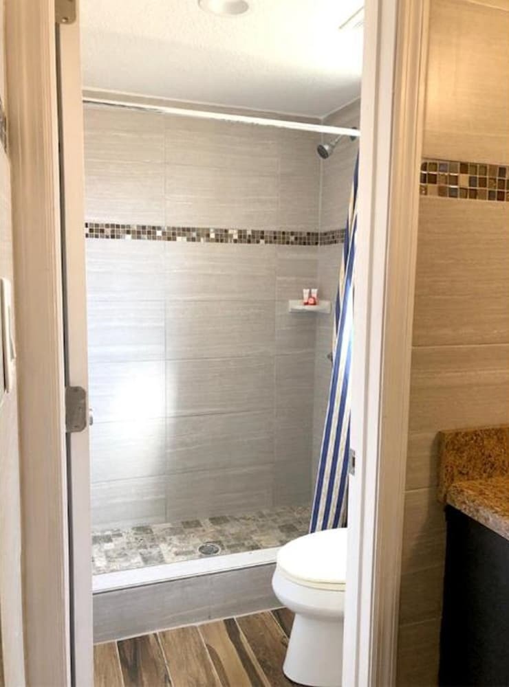 Hotel Superior Budget Inn Bartow