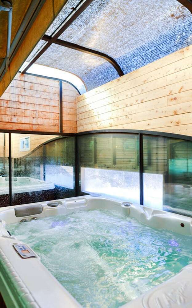 Vista Hill Pool Villa