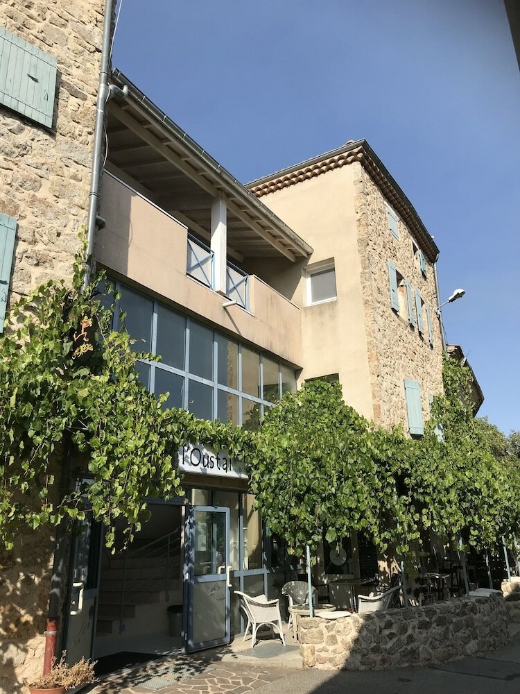 L'oustal Des Bancs