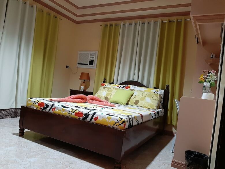 Hotel Palompon Orange Villa