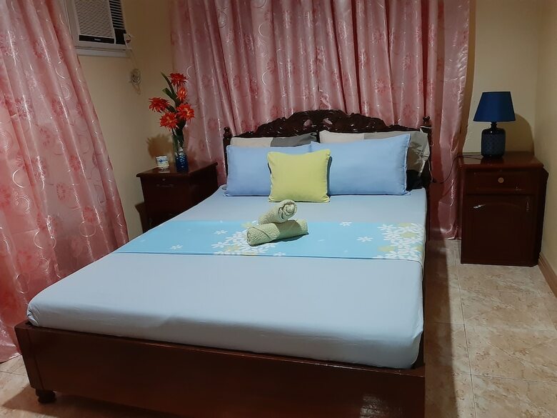 Hotel Palompon Orange Villa