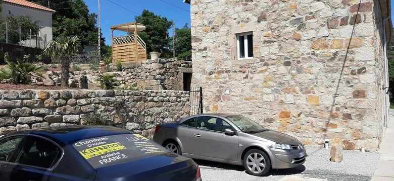 B&B Kassanos