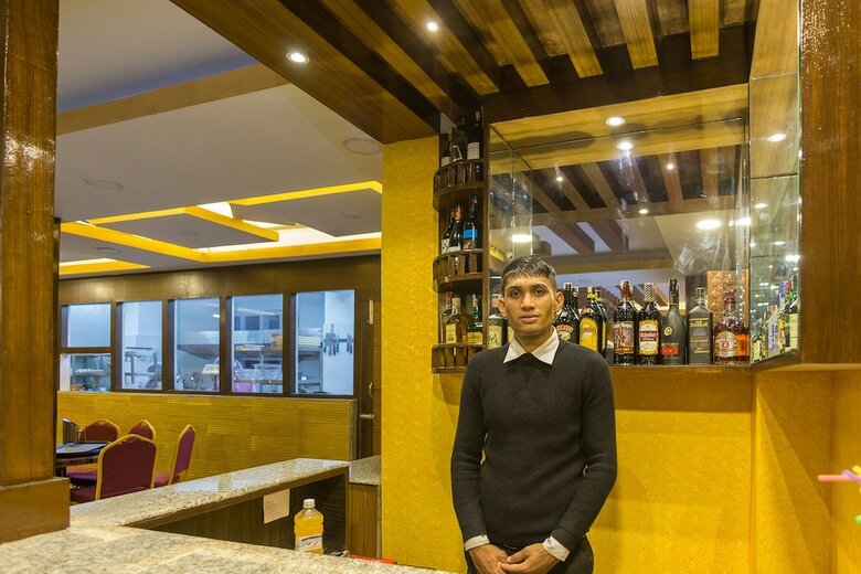 Hotel Yellow Pagoda