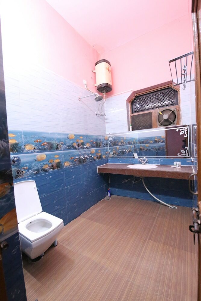 Hotel The Karnal Resort