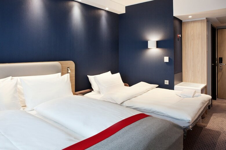 Hotel Holiday Inn Express Darmstadt