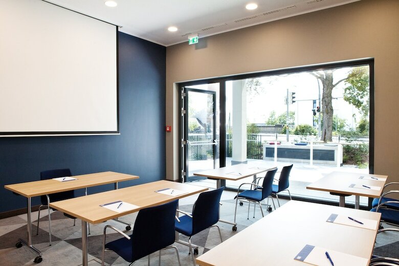 Hotel Holiday Inn Express Darmstadt