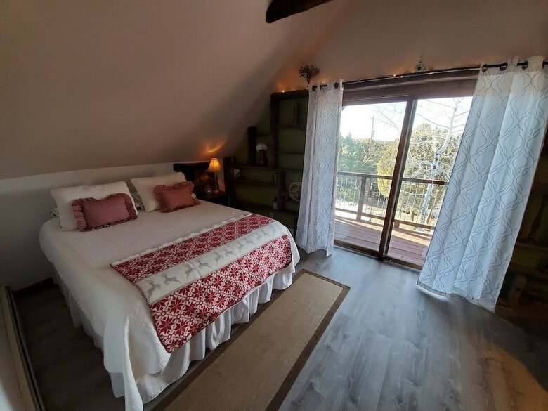 Bed & Breakfast Chimney Top Acres