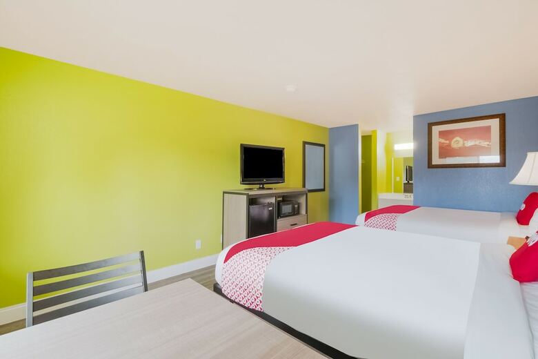 Oyo Hotel Houston N Fm-1960 Champions Tx