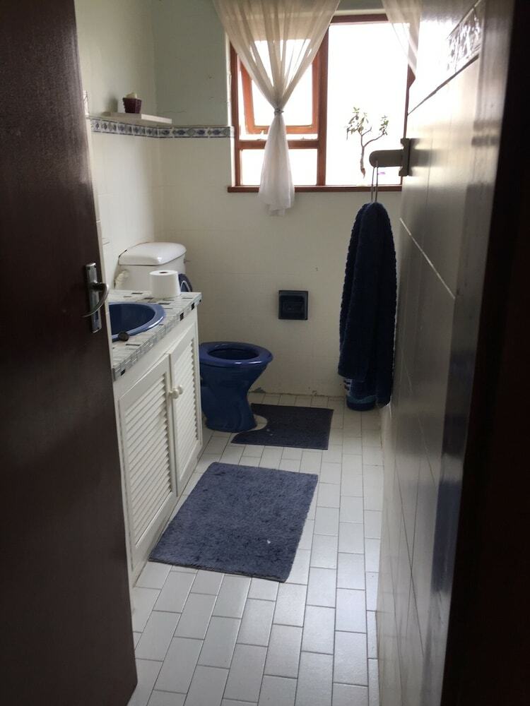 Hostal Riverfront Backpackers