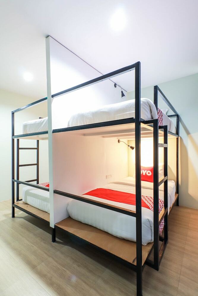 Hotel Oyo 611 Stay Young Villa