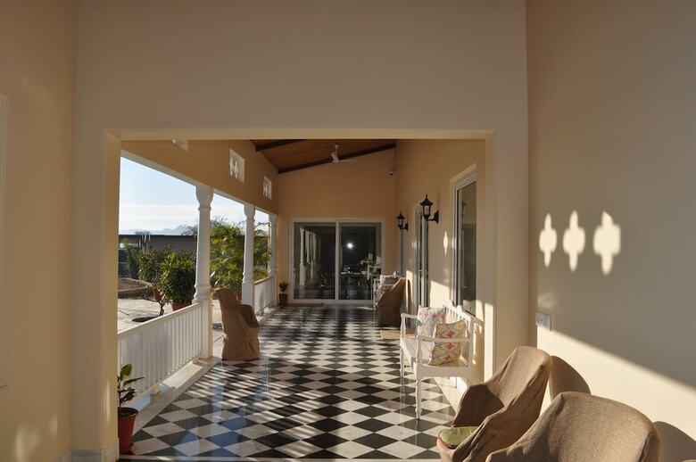 Hotel Sariska Manor