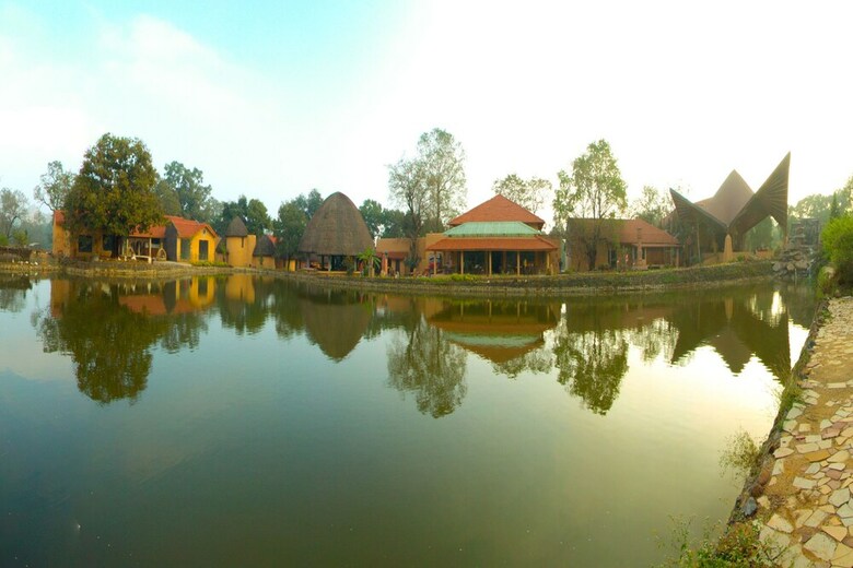 Hotel Serendipity Lakes And Resorts