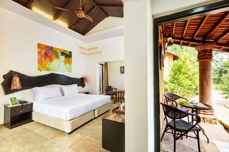 Hotel Serendipity Lakes And Resorts