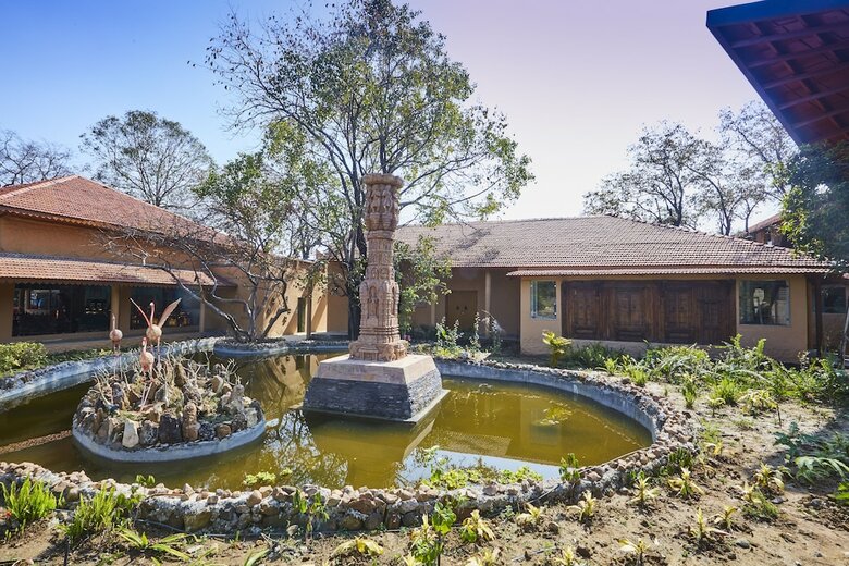 Hotel Serendipity Lakes And Resorts