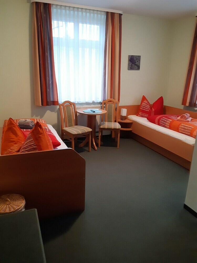 Apartamentos Pension Sch�ne