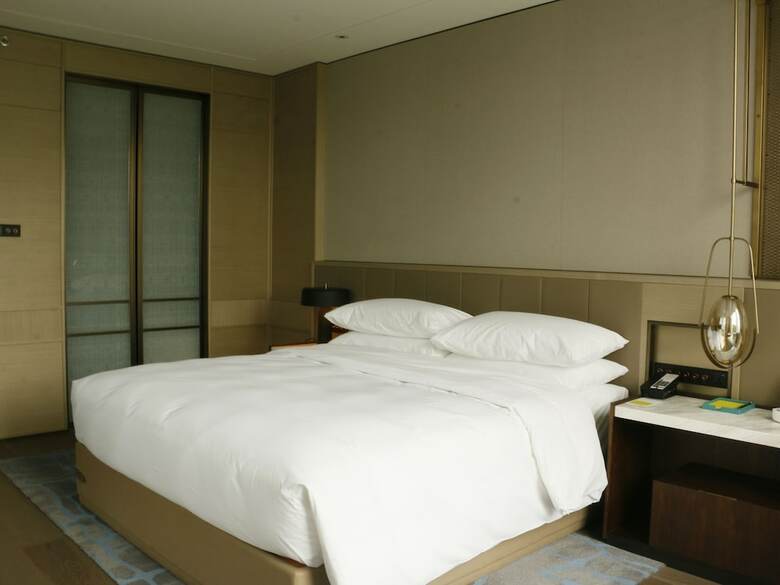 Midea Shunde Tribute Portfolio Hotel