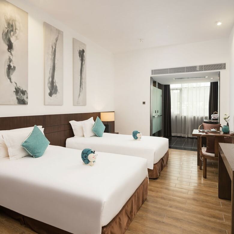 Huali Hotel