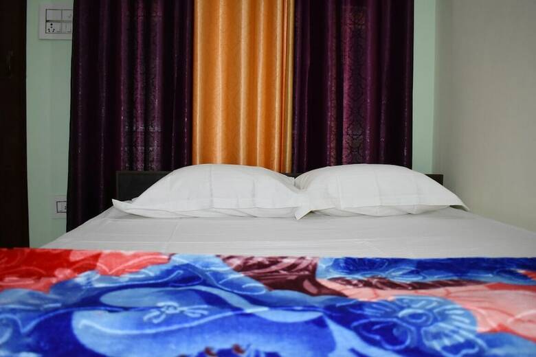 Hotel Hanumanti River View Resort
