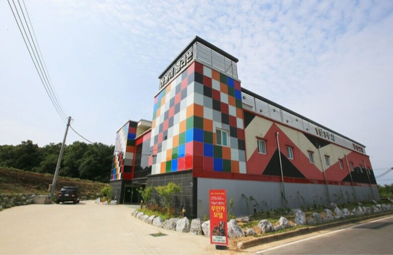 Hotel Sky Opening Motel