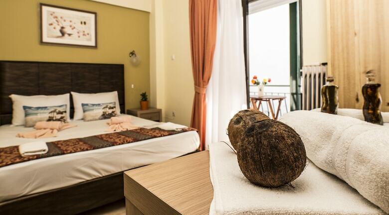 Dionisos Palms Apartments