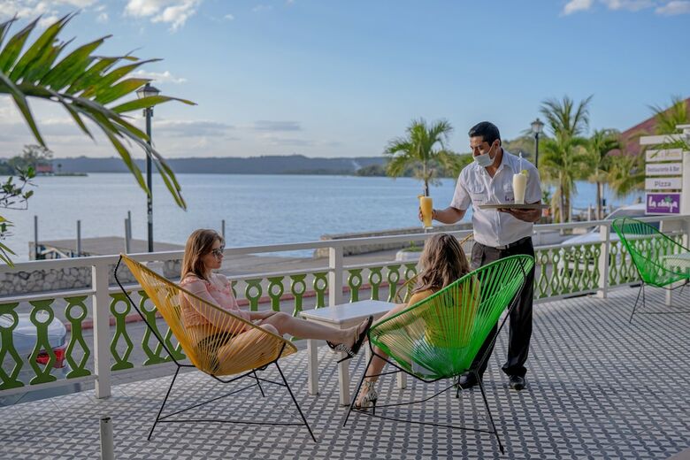 Hotel Peten