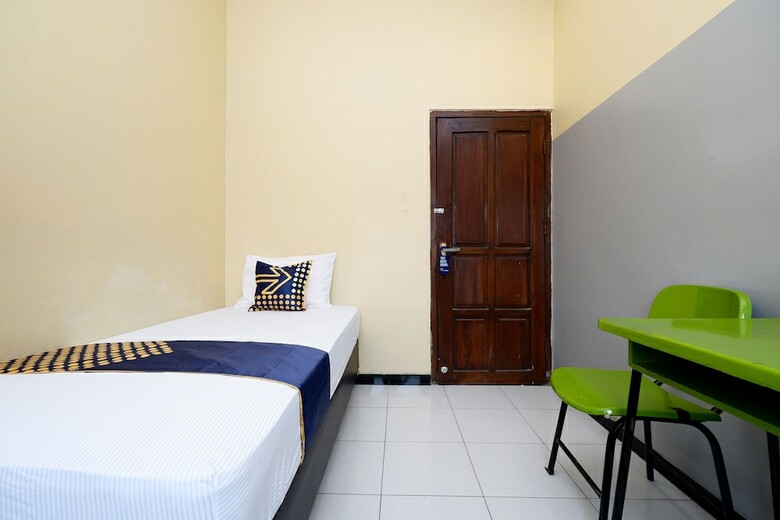 Hostal Spot On 2209 Solo Point Syariah
